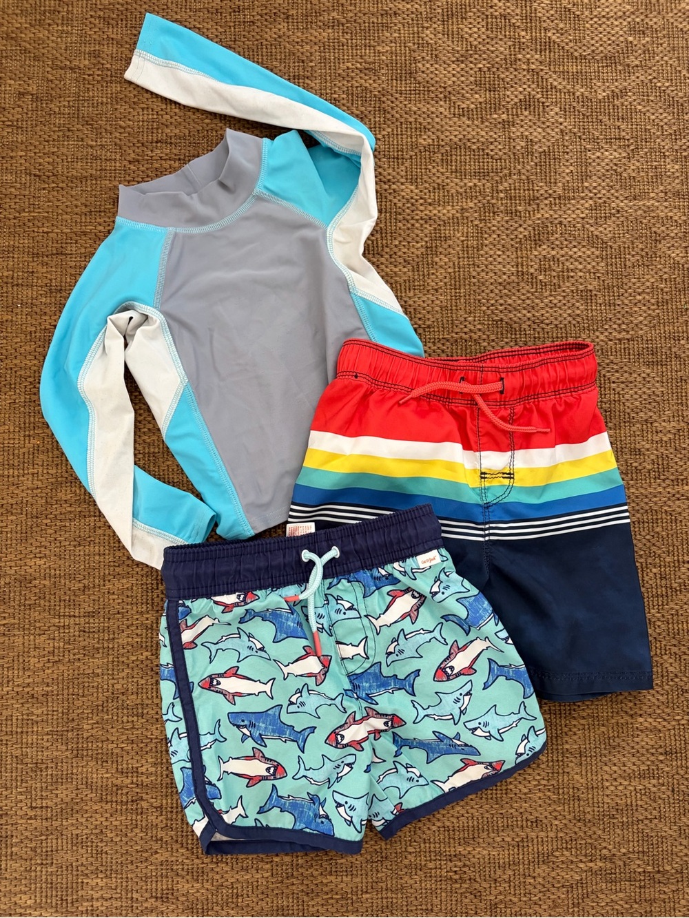☀️2T Swim bundle! L.L.Bean Cat & Jack Old Navy, rashguard, 2 swim trunks, hat - Picture 2 of 9